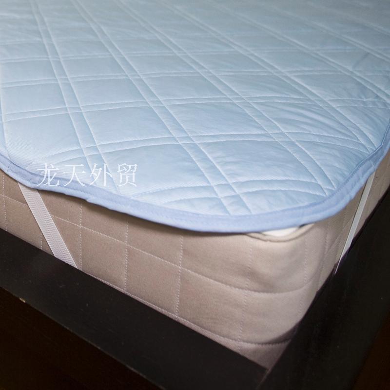 Tấm bảo vệ nệm bằng vải lụa  cao cấp  size 1.4x2m