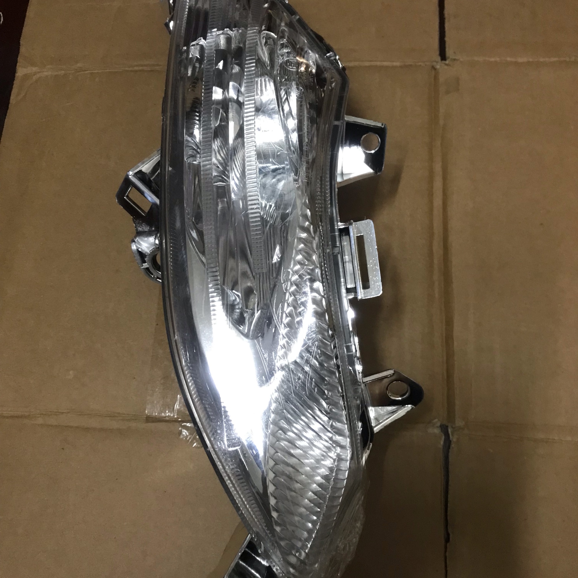 Cụm đèn xi nhan trước (bên trái) Xe Vision đời đầu 2011 đến 2013 hãng