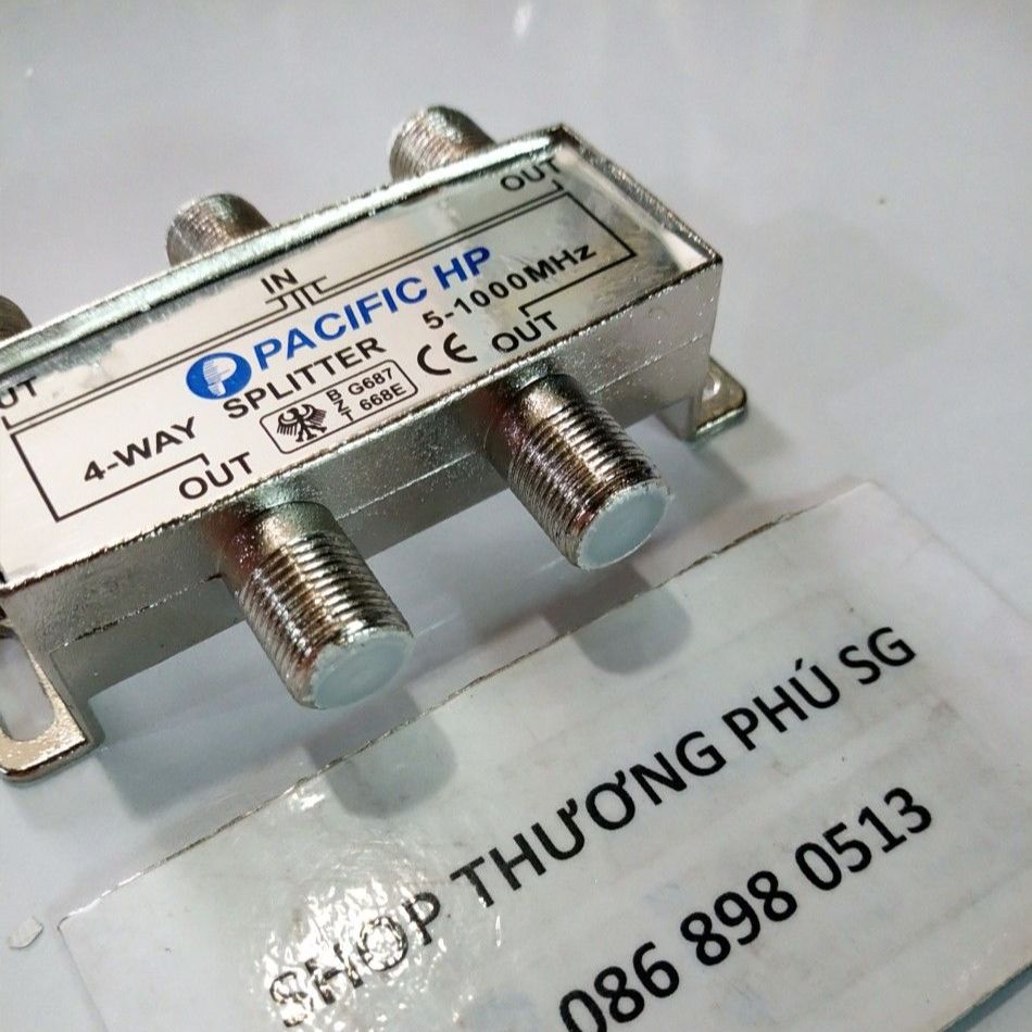 Bộ chia 1 ra 4 tín hiệu truyền hình cáp, Camera (Hiệu PACIFIC)