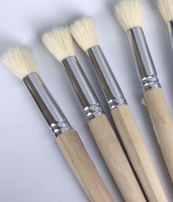 Cọ đầu tròn lông thỏ cán gỗ xoa mây, tán bột