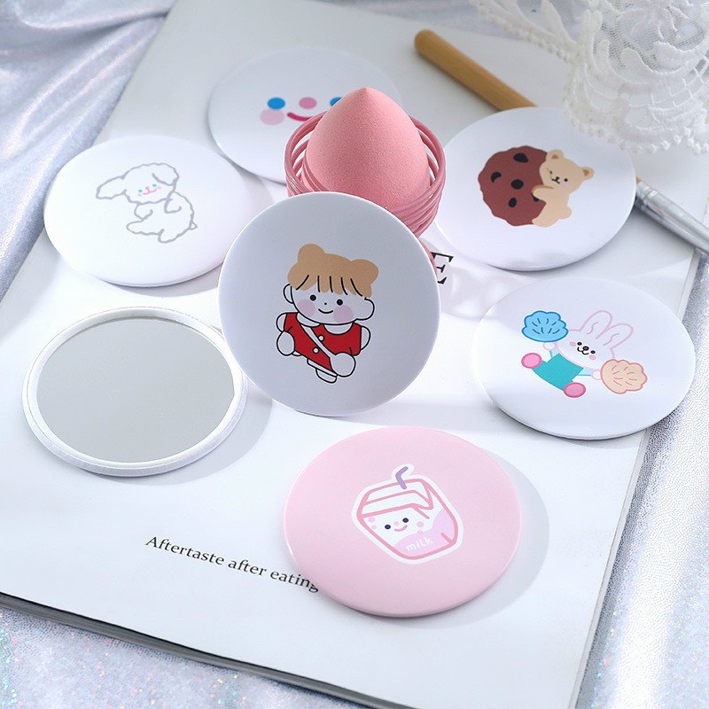Gương Mini Tròn Cầm Tay (Mẫu Ngẫu Nhiên)
