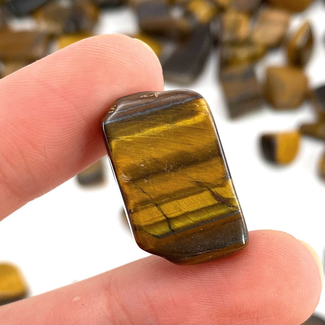 100gr đá mắt hổ kích thước từ 1-3 cm[100Gr to Tiger's eye size 1-3 cm; gemstone]