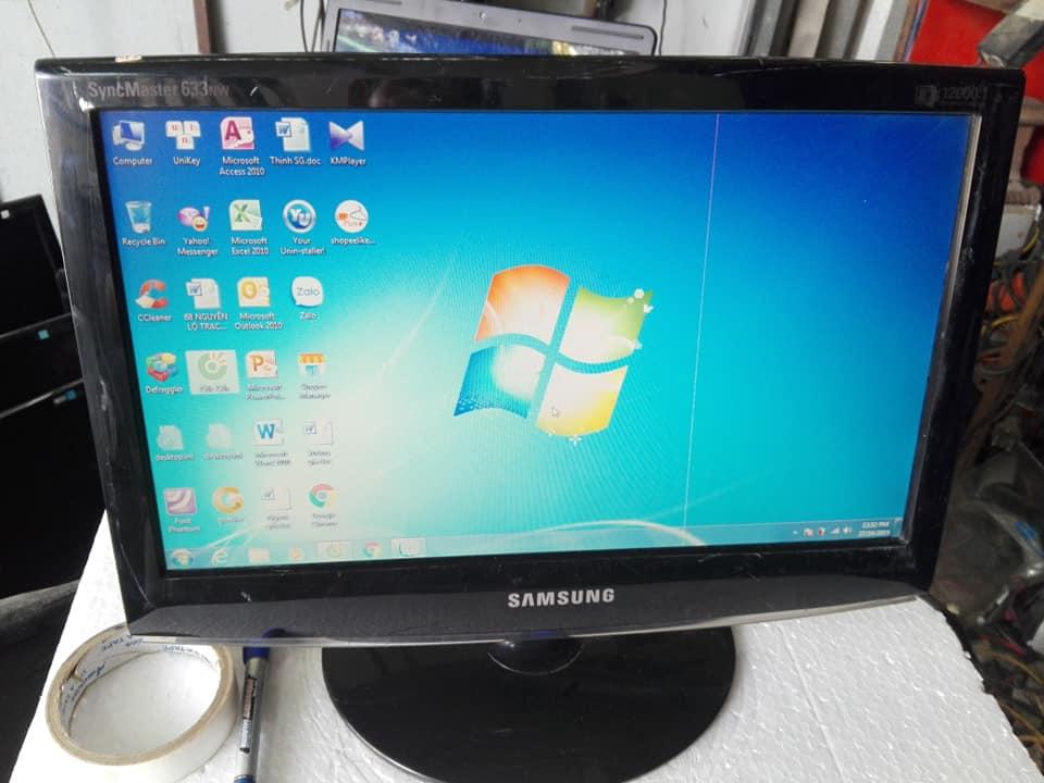 Màn hình 16in 1 Sọc xước nhẹ