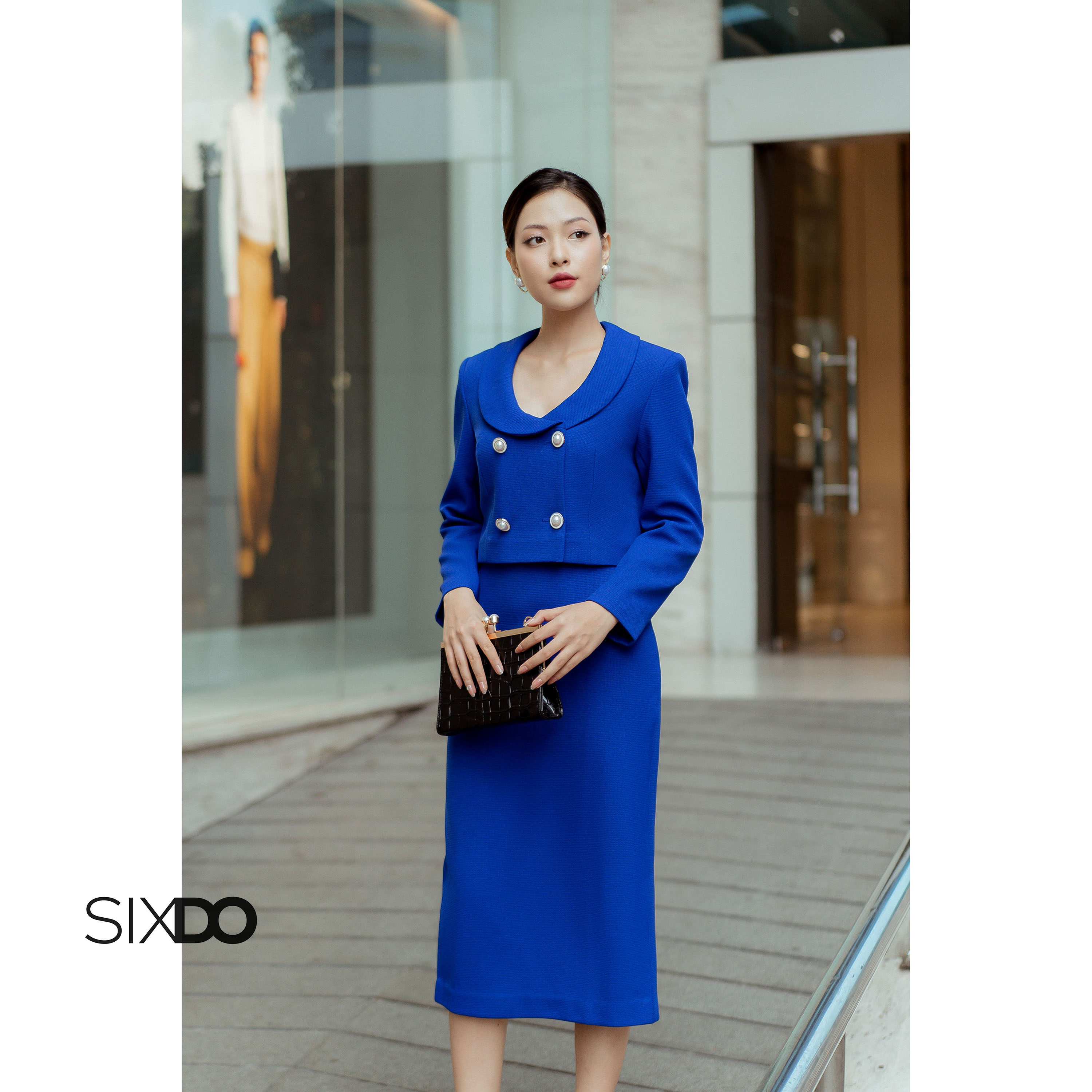 Áo vest nữ xanh cobalt dáng lửng SIXDO