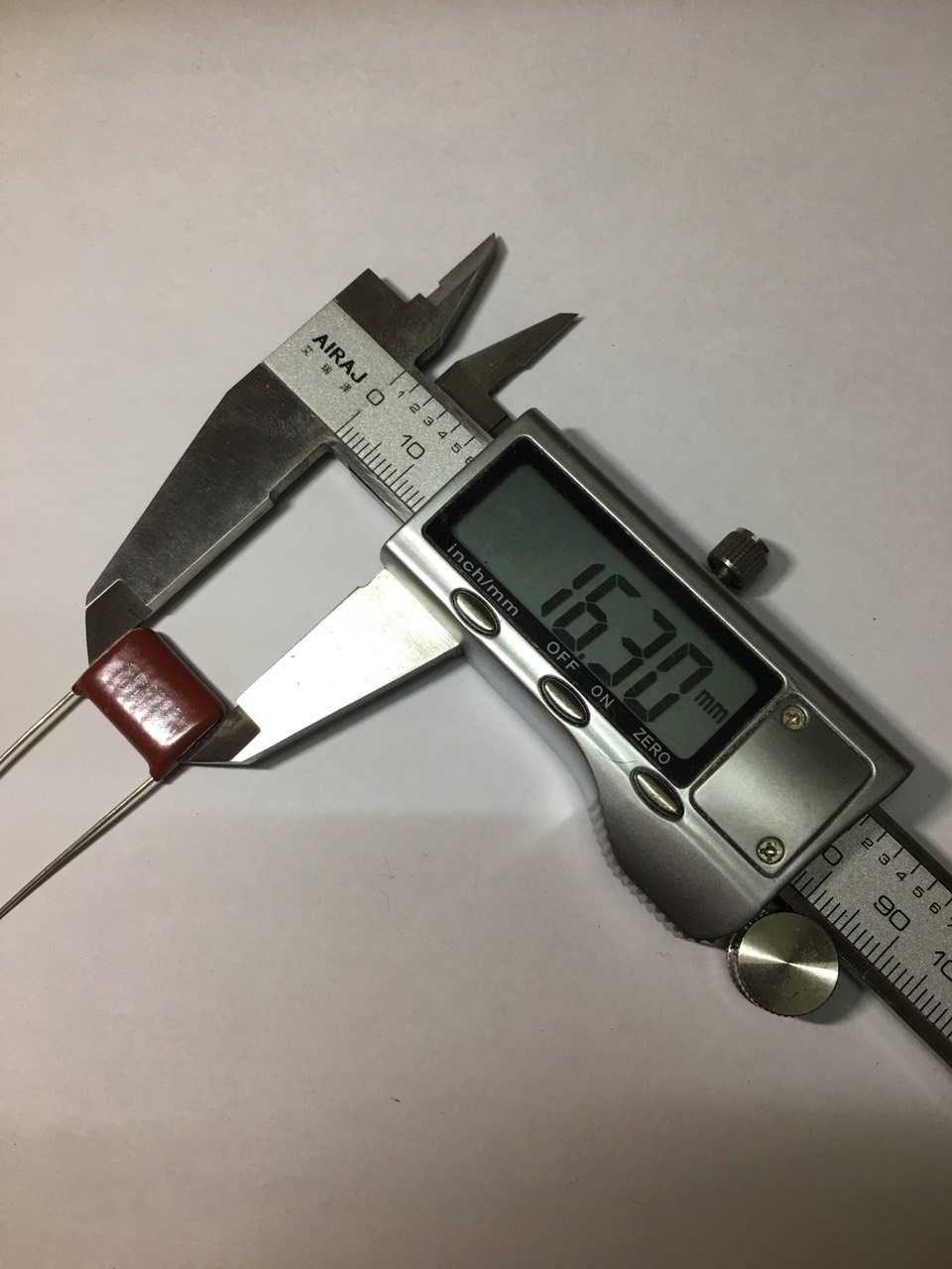 Combo 50 Tụ Điện 104J 630V CBB