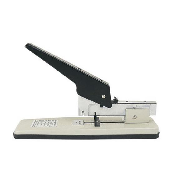 Dập ghim đại Deli 0394 (120 trang)