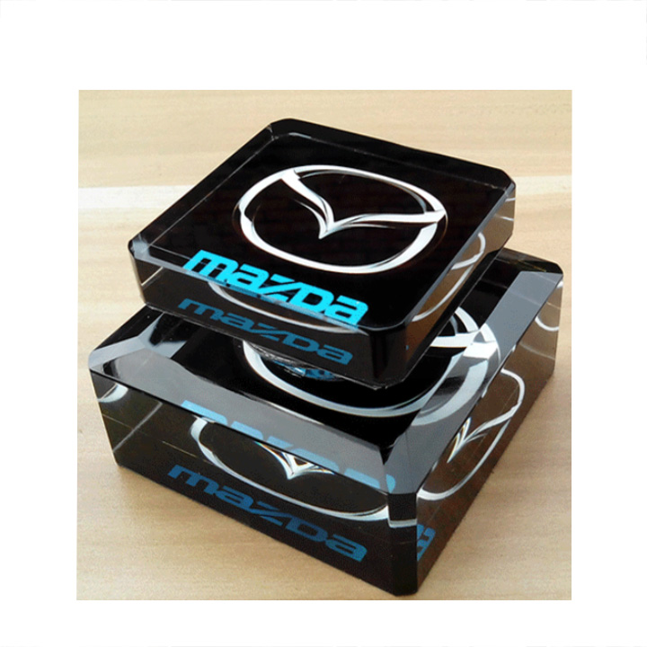 Nước hoa pha lê cao cấp logo Mazda