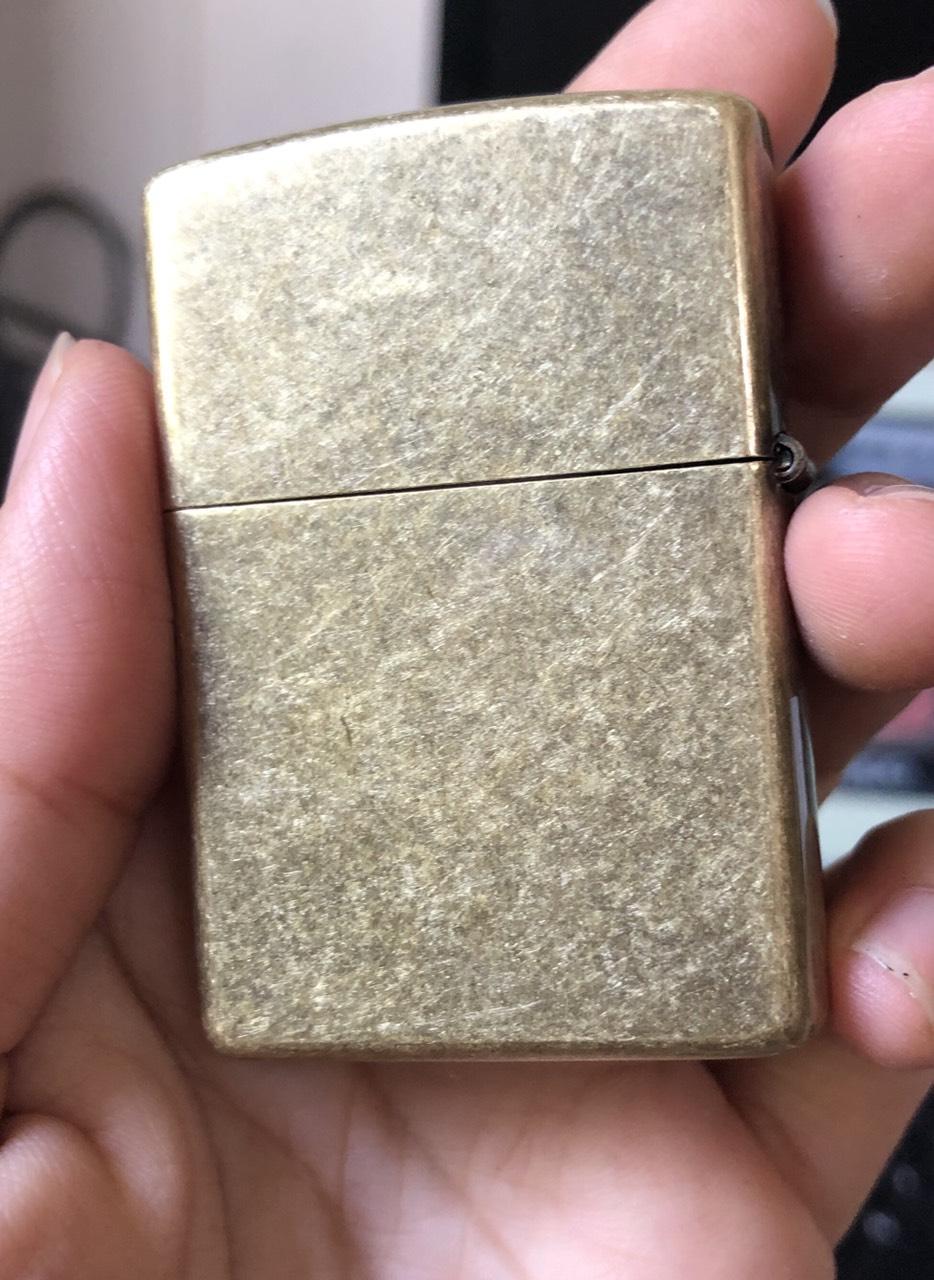 Bật lửa Zippo Marboro giả cổ -Màu Vàng Ruột Vàng