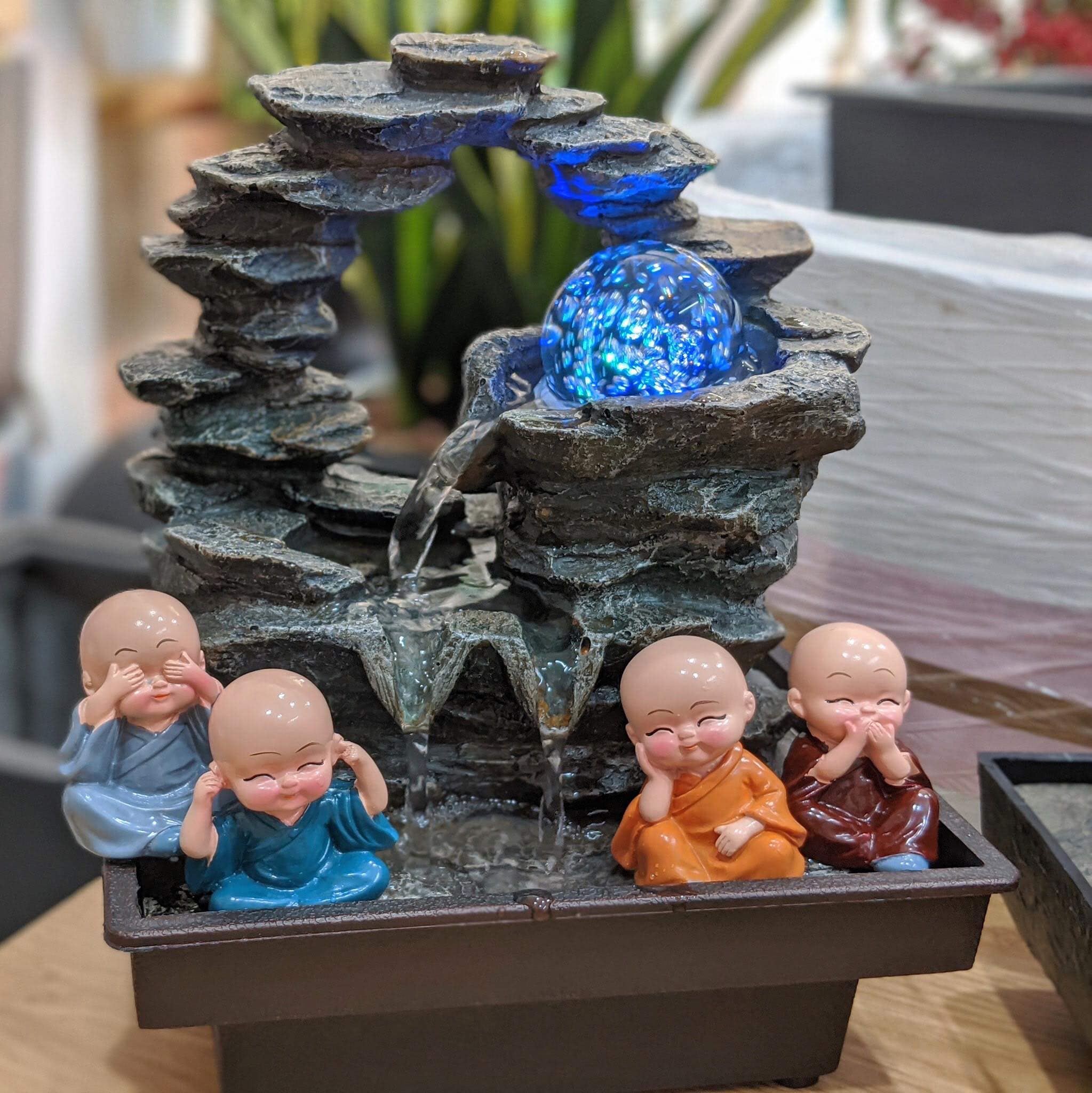 THÁC NƯỚC MINI ĐỂ BÀN – PHONG THUỶ LUÂN + 4 Chú Tiểu