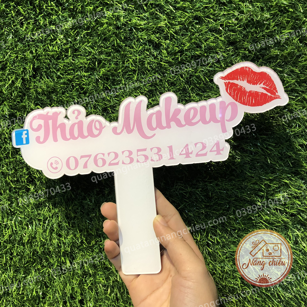 Bảng cầm tay chụp ảnh sản phẩm cho tiệm mỹ phẩm_ Hastag đạo cụ chụp ảnh bán hàng online_ bảng hiệu xinh giá rẻ