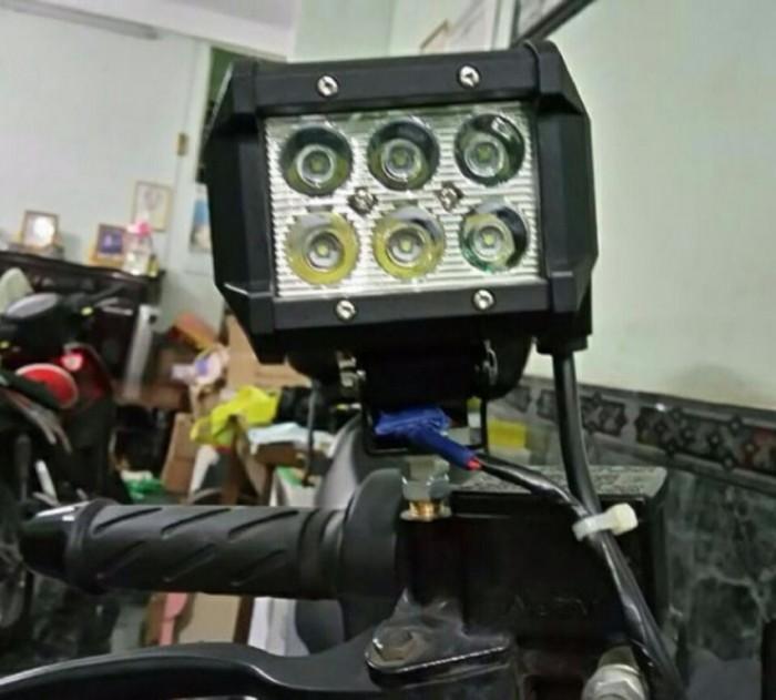 Đèn trợ sáng C6 18w (sáng trắng)