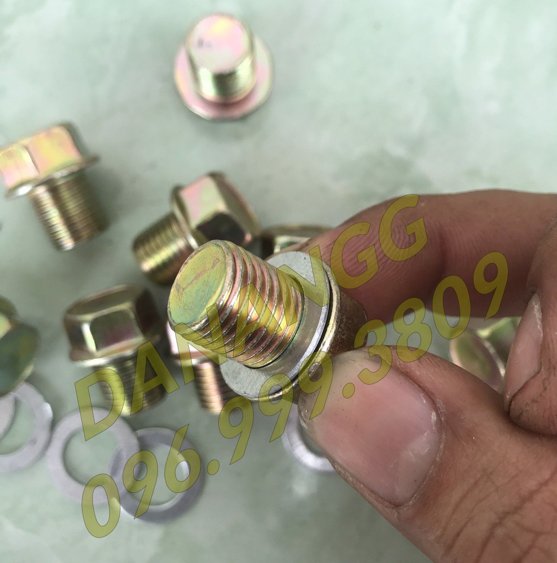 Bộ cấy ốc xả nhớt xe máy loại 14 mm