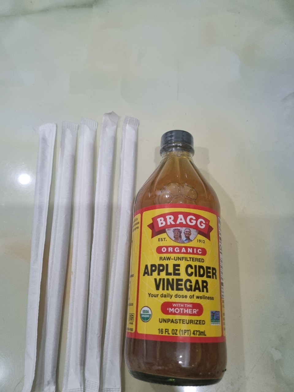 Giấm táo hữu cơ Bragg 946ml Hàng Mỹ