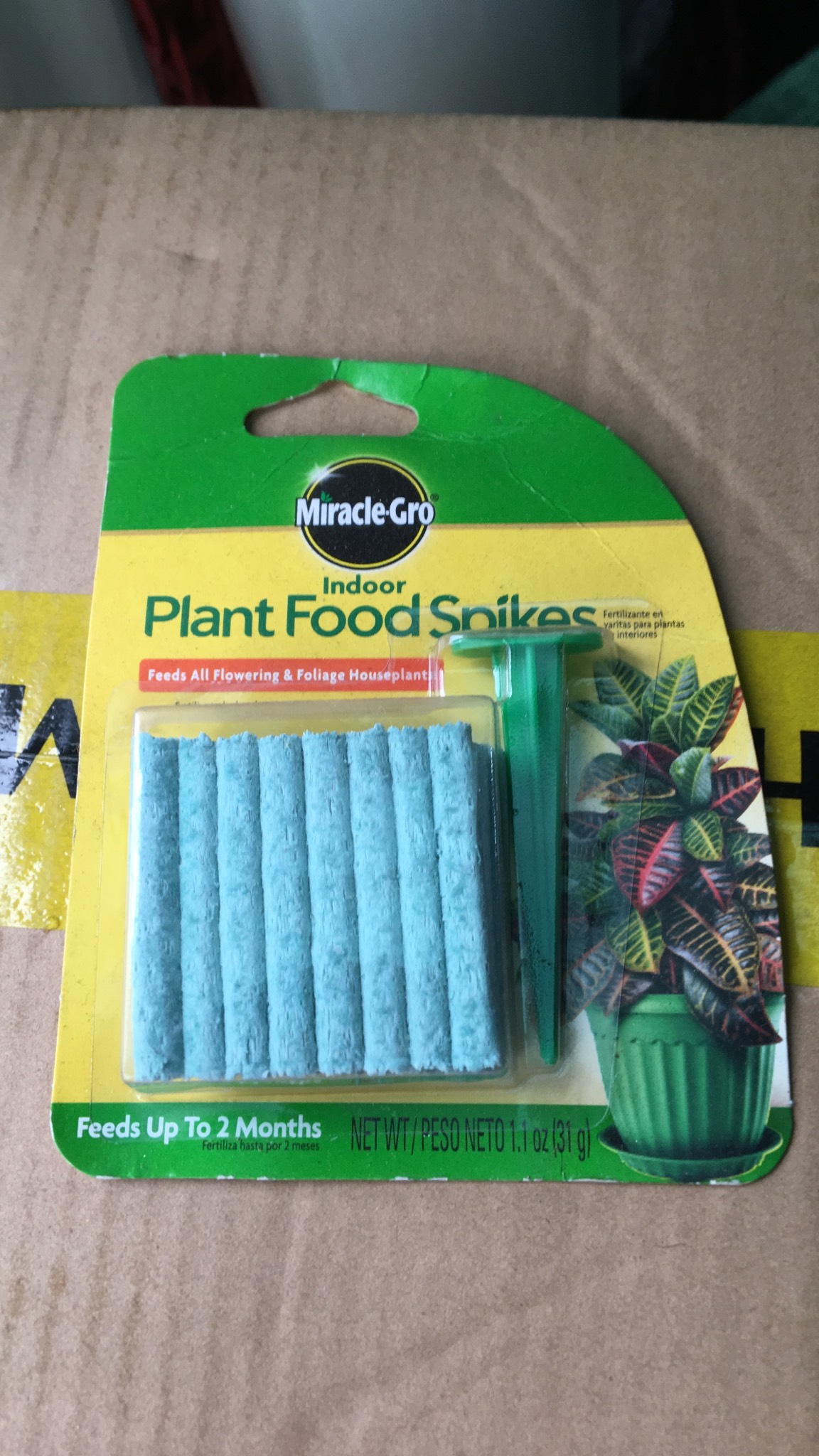 Phân bón dạng que vỉ 24 que Miracle Go 6-12-6