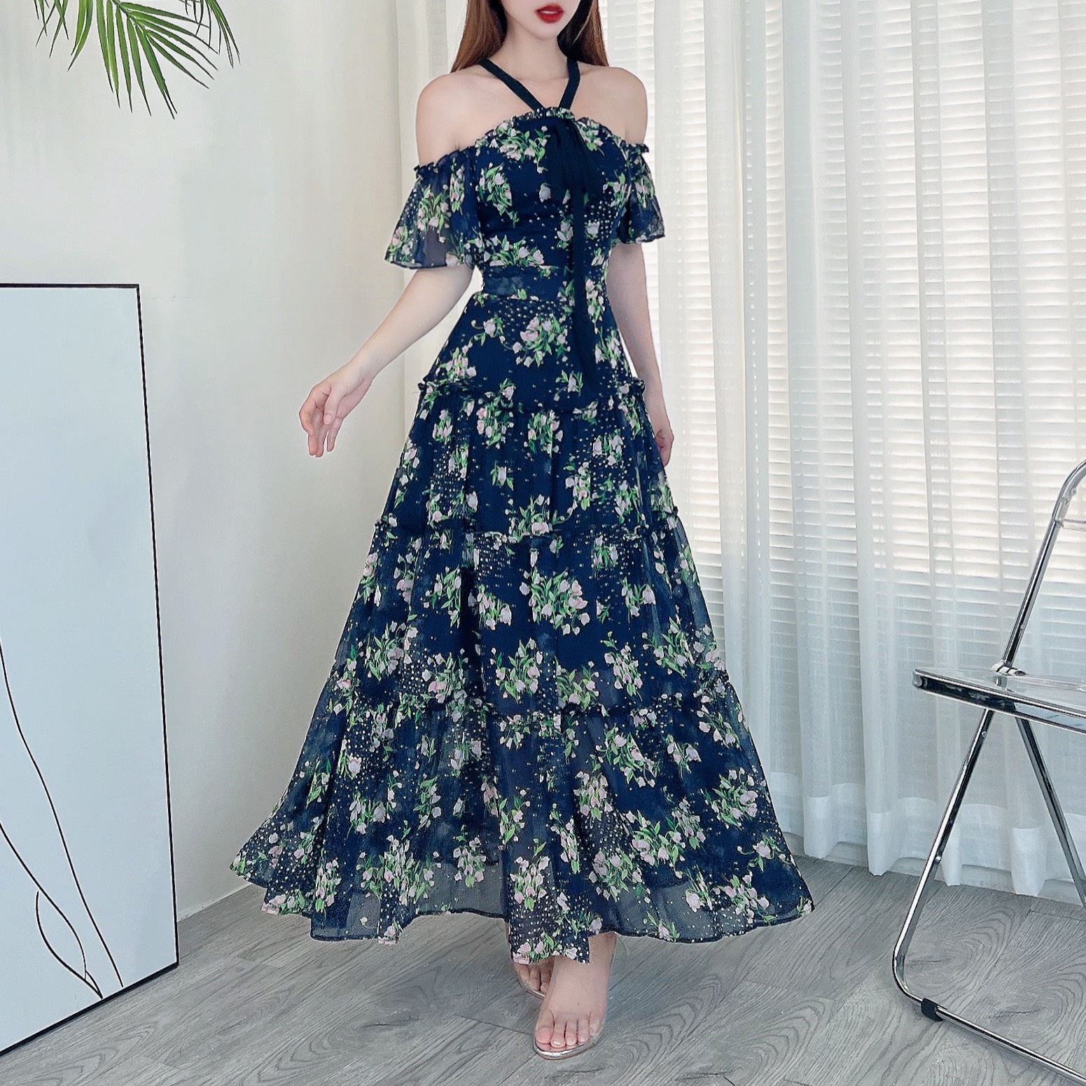 Đầm maxi hoa tay rớt cổ yếm MIMIX CB7230