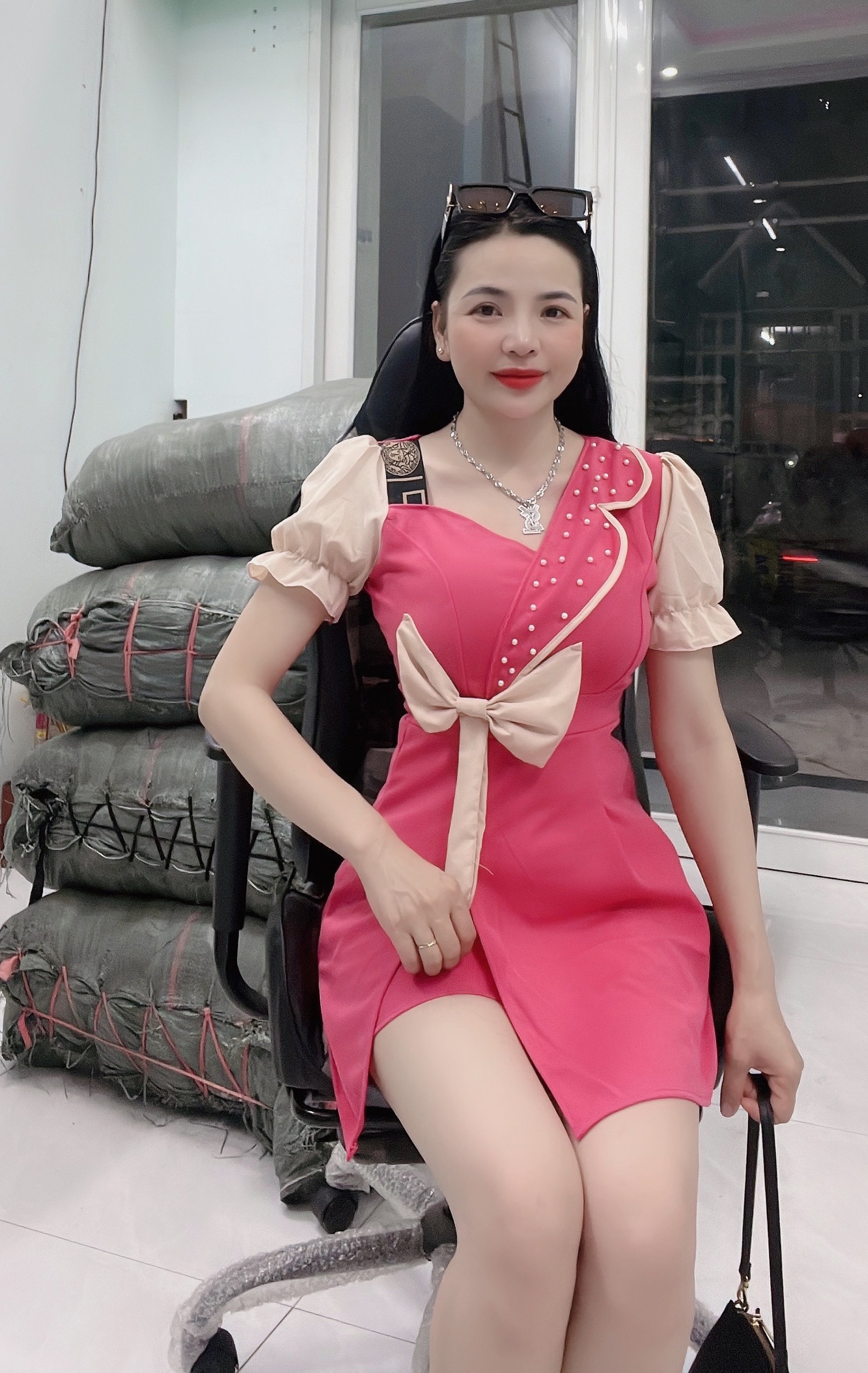 SÉT ÁO PHÔM DÀI KÈM QUẦN ĐÙI-MẶC TÔN DÁNG.AK14