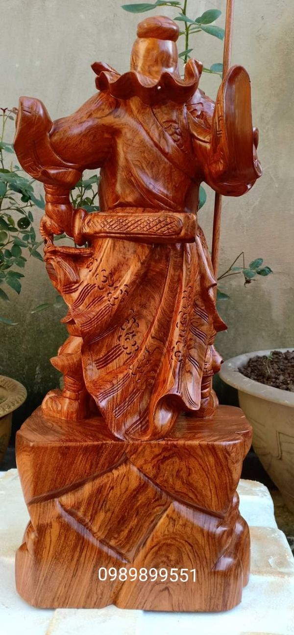 Tượng quan công gỗ hương cao 40cm