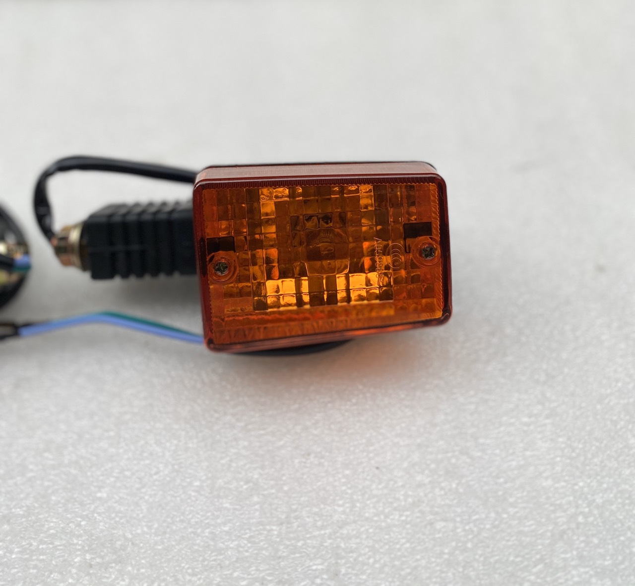 XI NHAN TRƯỚC - SAU XE WIN 100