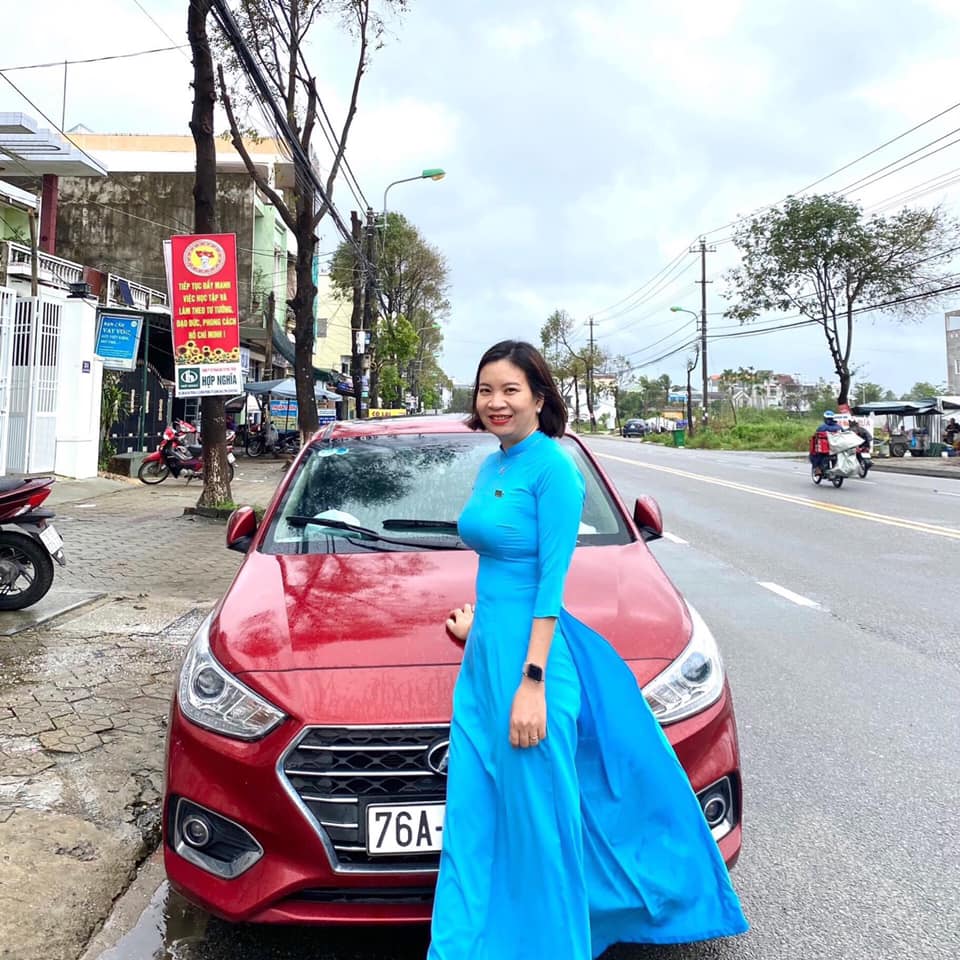 Áo dài lụa nhật trơn xanh da trời