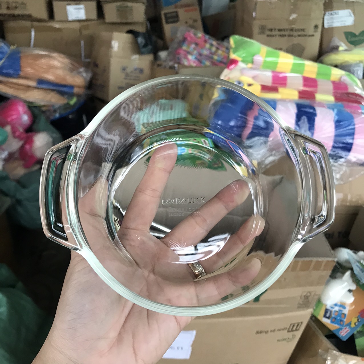 THỐ LOCK&LOCK 460ML CÓ QUAI CẦM