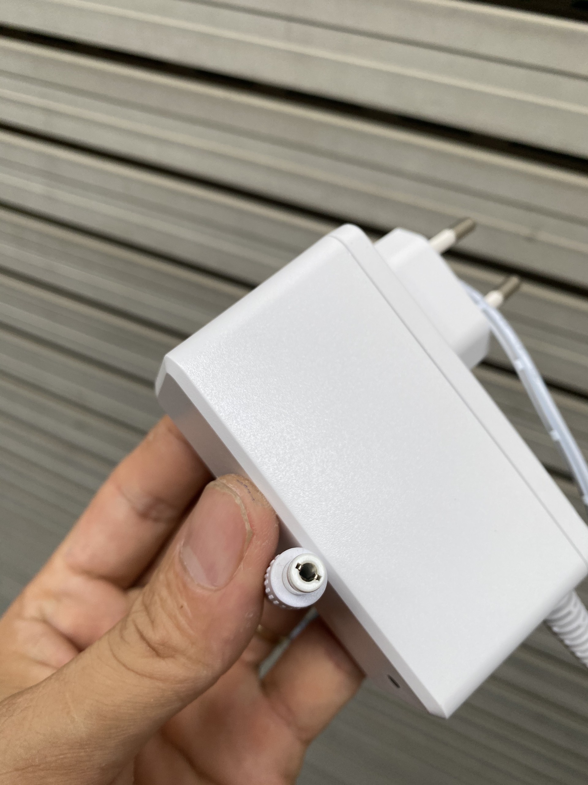 Adapter nguồn 12V 2.5A loại cao cấp