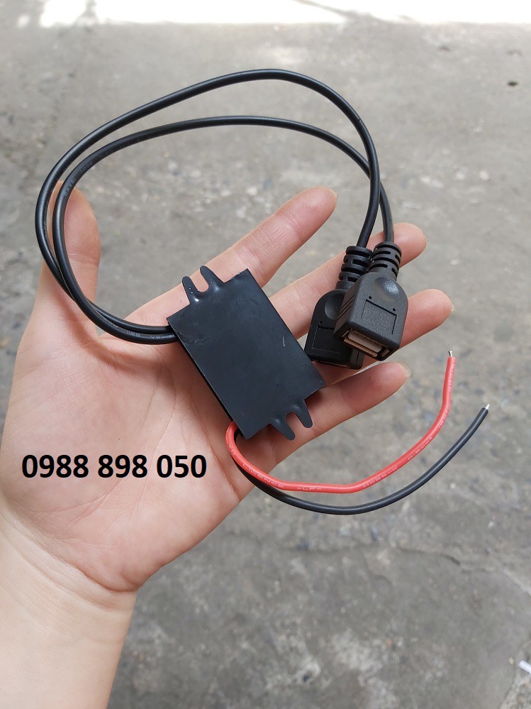 Thiết Bị Hạ Điện Acquy 12v Sang 5v Usb Sạc Điện Thoại Loại Tốt