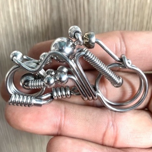 Móc khoá thủ công inox 304 kiểu dáng xe HARLEY