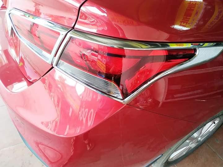 Bộ ốp viền hậu xe hyundai accent 2018-2019