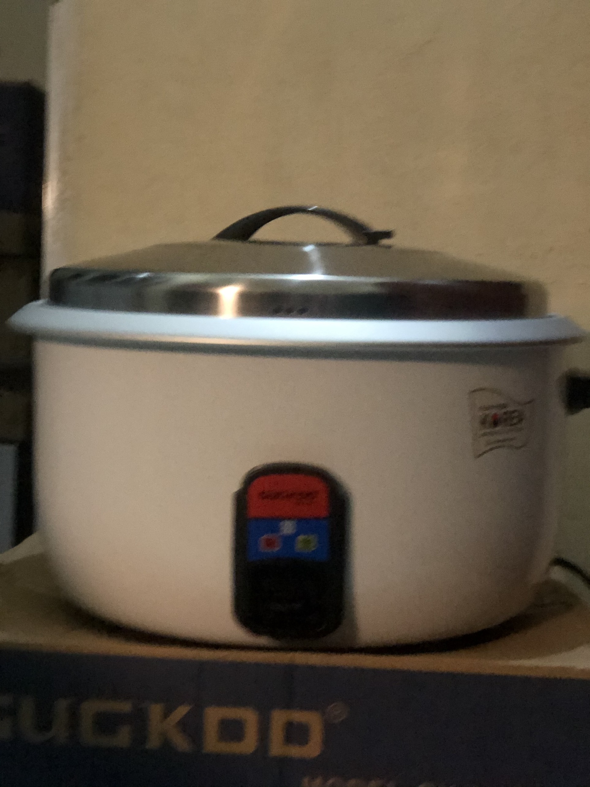 Nồi cơm công nghiệp 45l