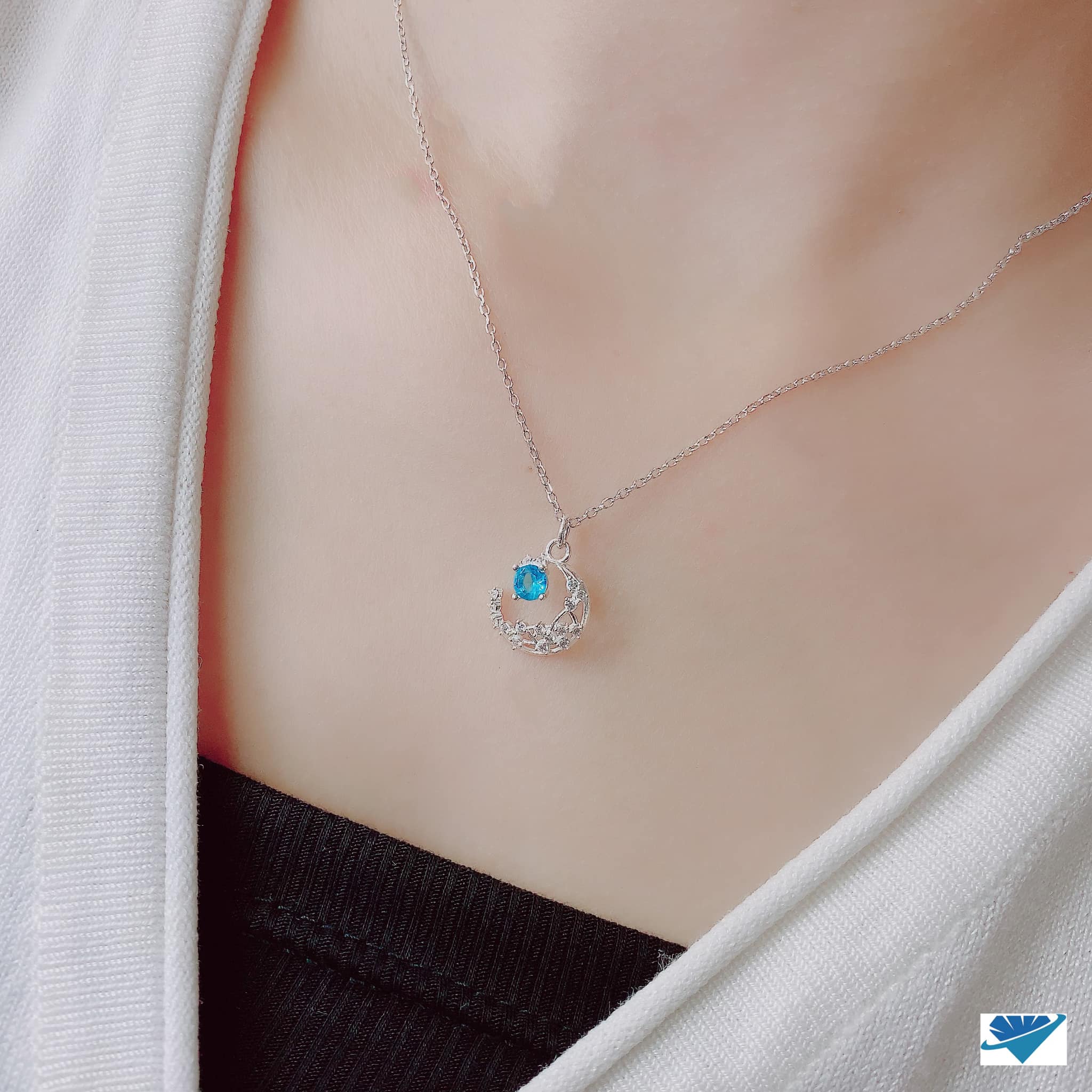 Dây chuyền nữ bạc ta mặt trăng MS72