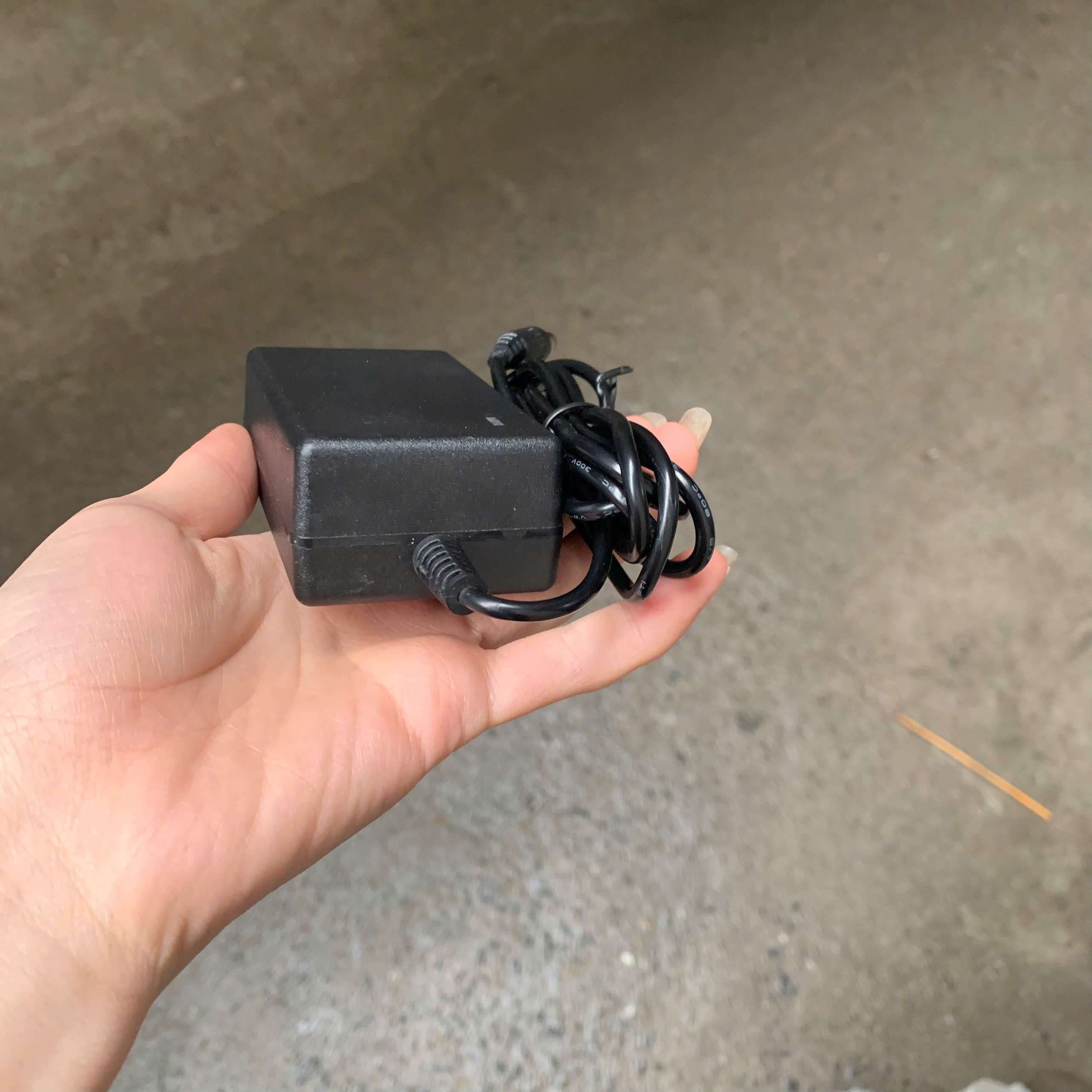 Adapter nguồn 27V-1000mA (27V-1A) bảo hành 12 tháng