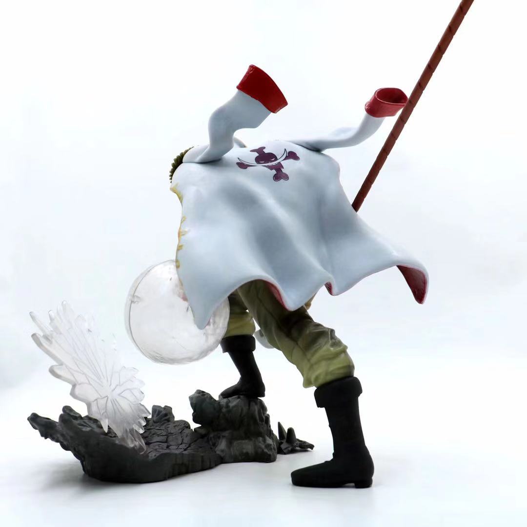 [LT Paradigm] Mô Hình Râu Trắng - One Piece - 26CM