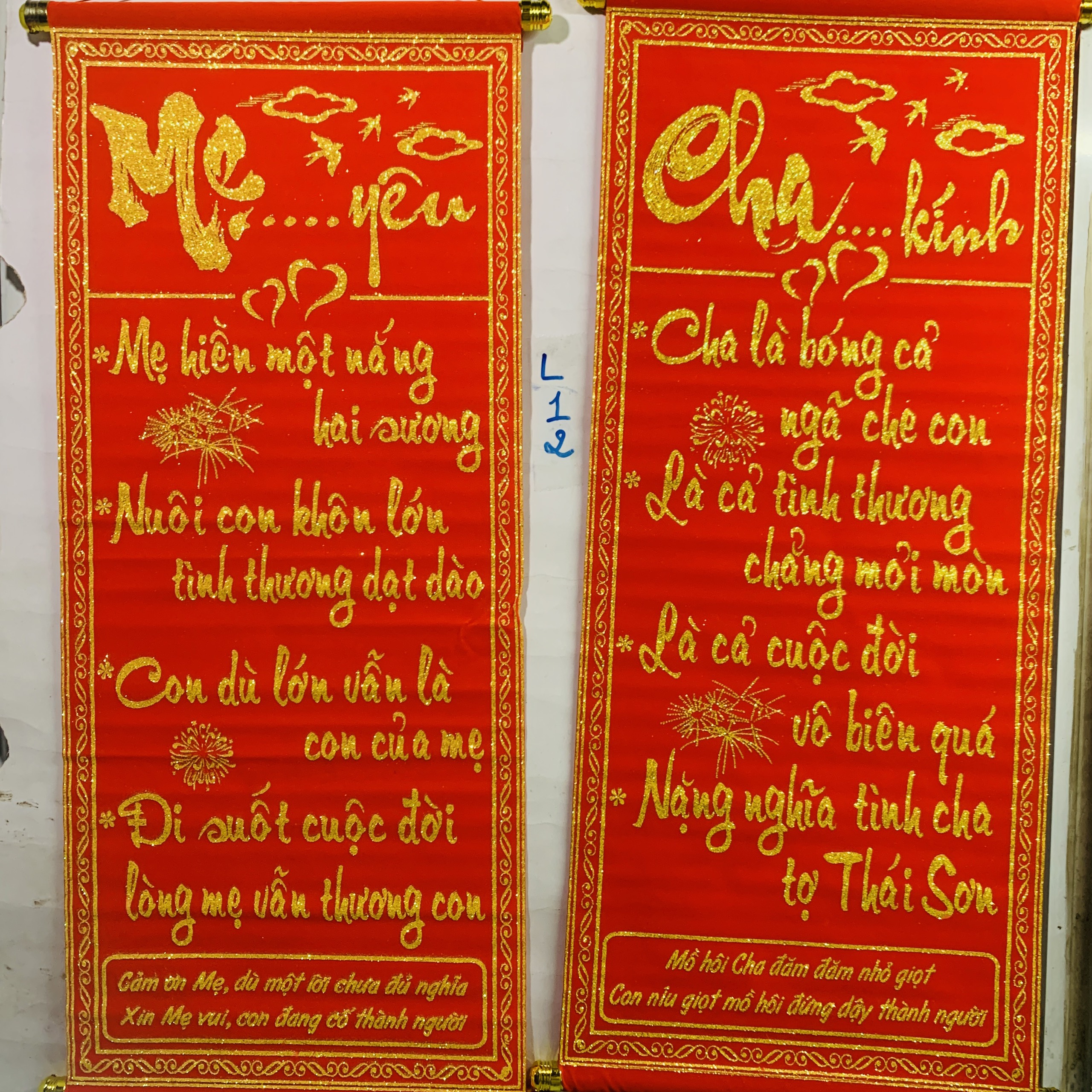 Liễn nhung câu đối đỏ trang trí Tết