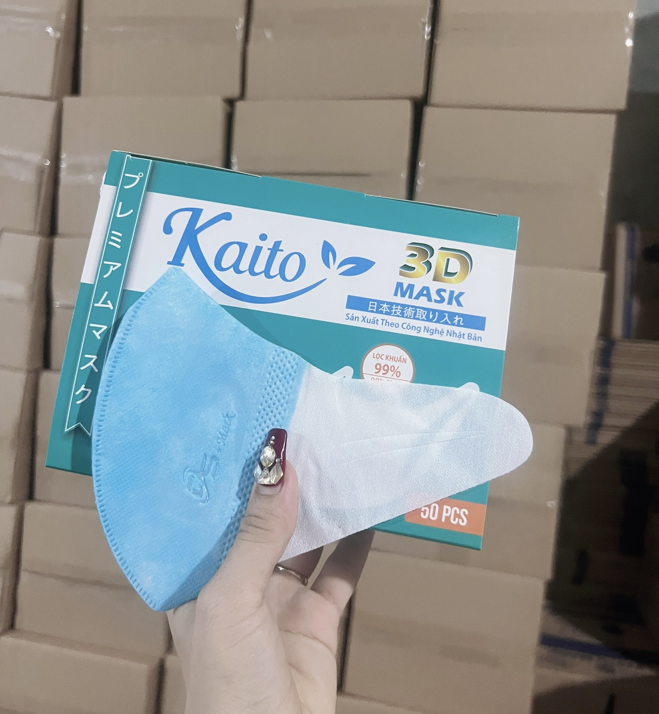 Khẩu trang 3D kaito Mask hộp 50 cái kháng khuẩn, có logo tem niêm phong, đạt tiêu chuẩn ISO và kiểm định Bộ Y Tế