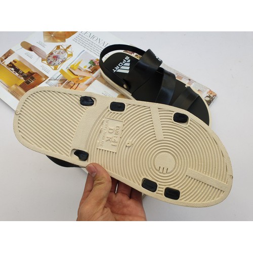 Sandal Nam Nữ Không Thấm Nước Đi Mưa