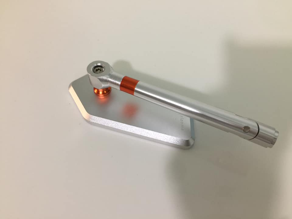 KÍNH CHIẾU HẬU XE MÁY RIZOMA KIỂU IPHONE XÉO