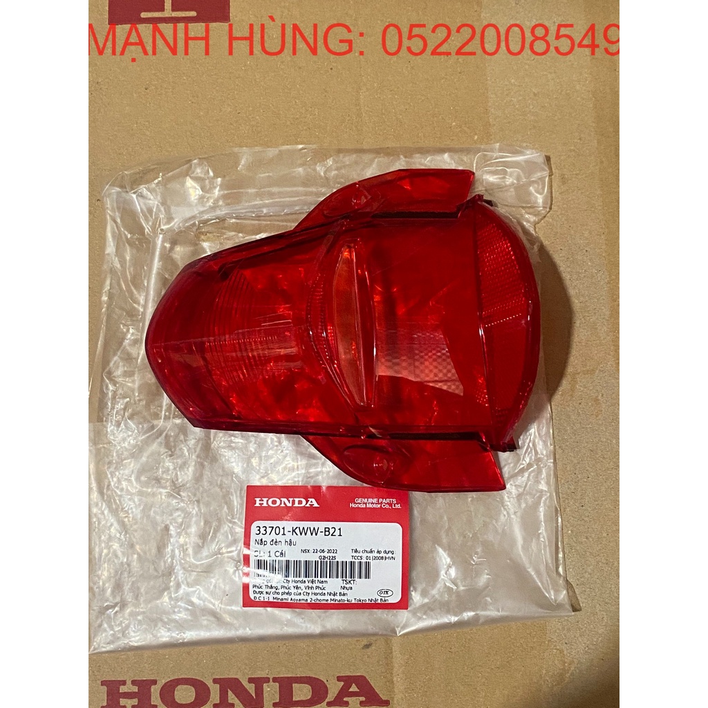 Nắp đèn hậu WAVE 110 (33701KWWB21)