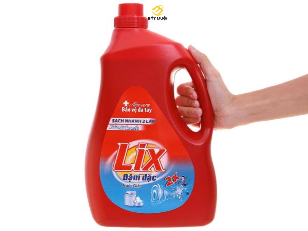 Nước giặt Lix chai 3.6 lít - CTY BÁT MUỘI