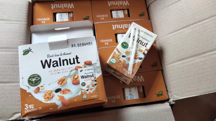 SỮA ÓC CHÓ HẠNH NHÂN WALNUT