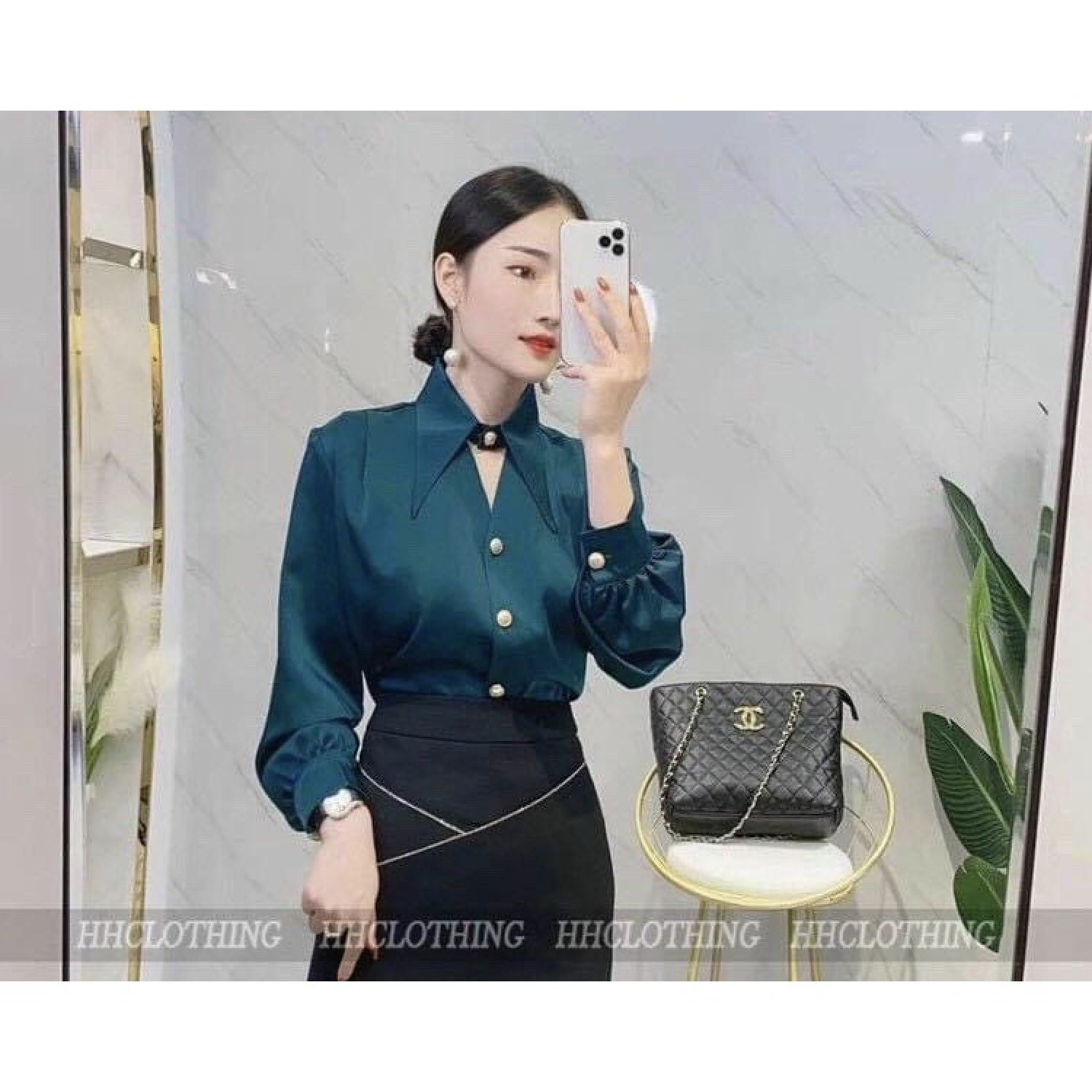 Áo sơ mi lụa công sở cổ lá khoét ngực cao cấp