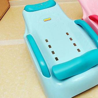 Ghế Gội Đầu Tay Vịn Cho Bé