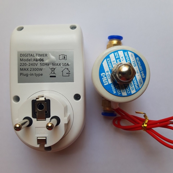 Bộ điều khiển phun sương tự động (gồm ổ cắm hẹn giờ + van điện từ 8mm dây ĐỒNG)