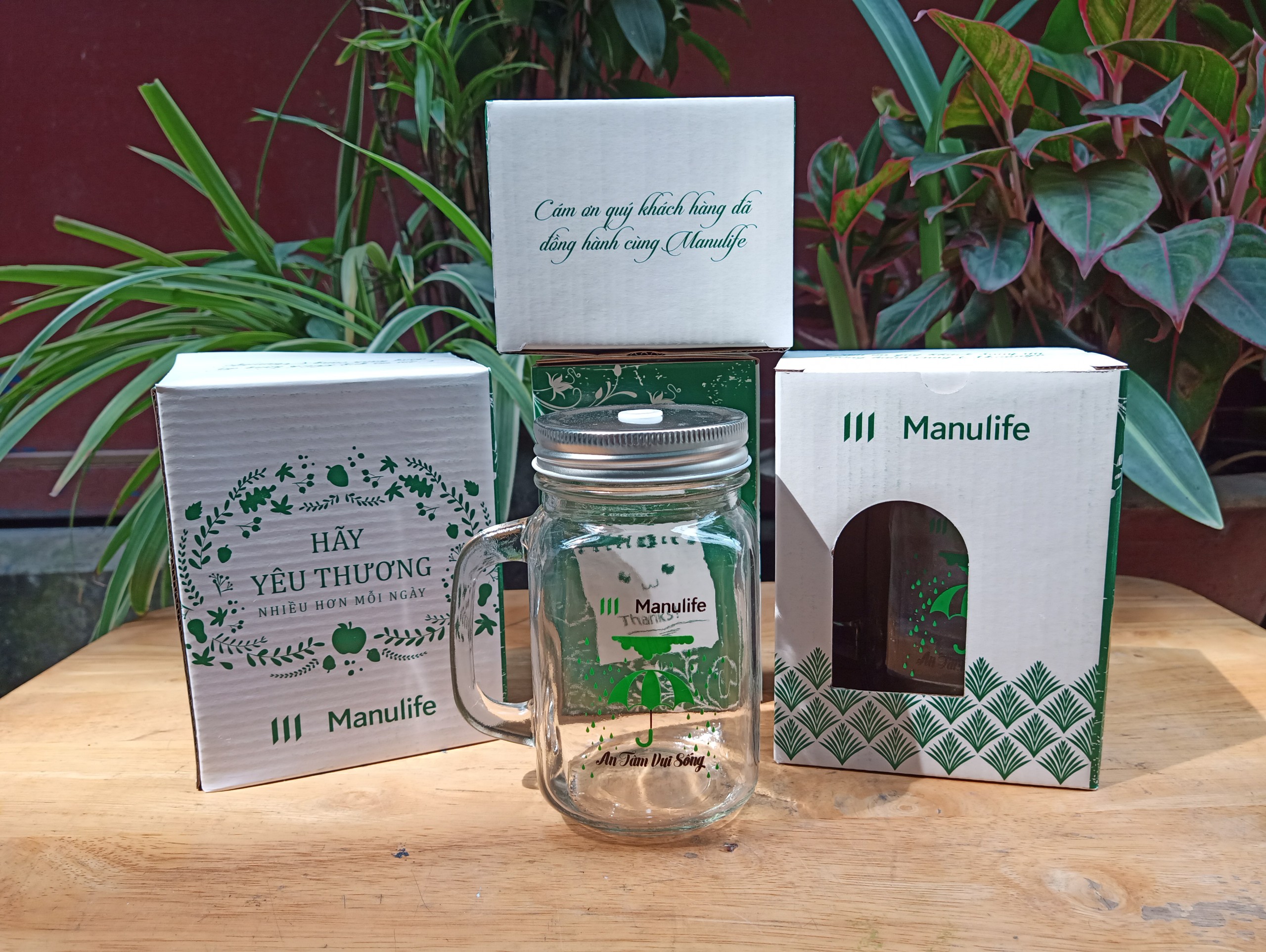 Ly thủy tinh quà tặng Manulife (hộp 1 ly)