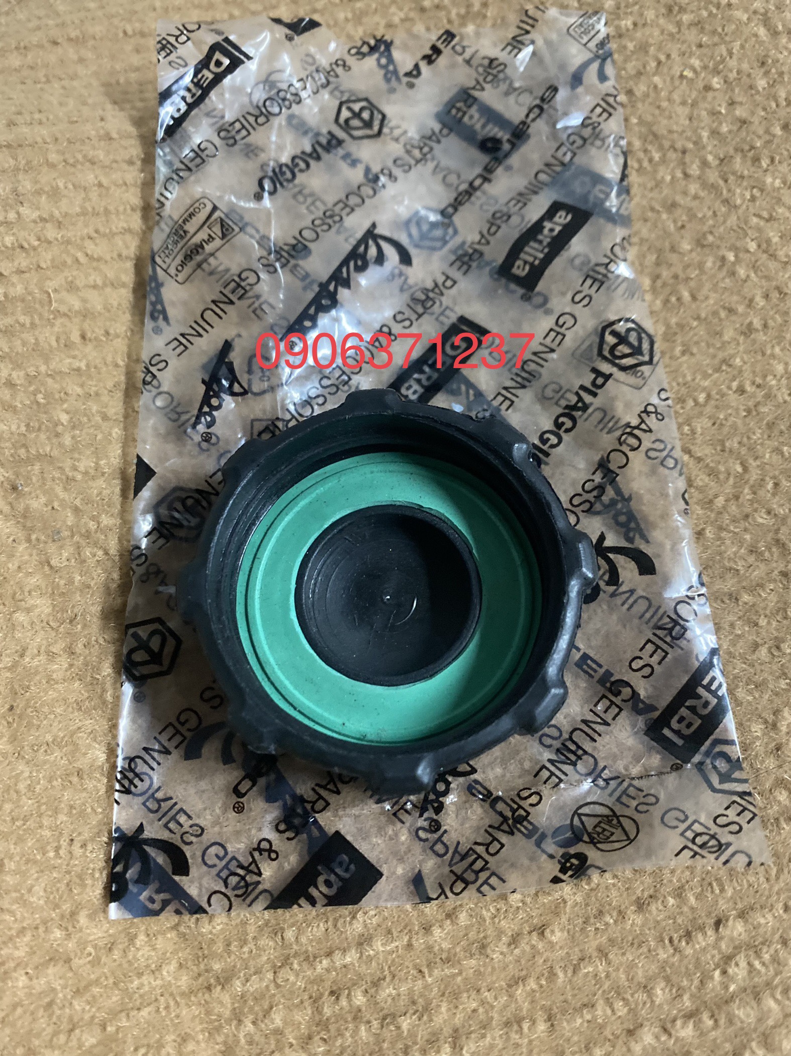 Nắp đậy bình xăng các dòng xe Vespa Lx/ Vespa S/ Liberty/ Zip...