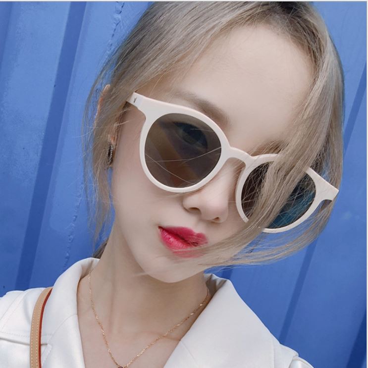[Mã FARSST10 giảm 10K đơn bất kỳ] [HÀNG SẴN] Kính mát nữ ulzzang 2020 hot (2.3)| bluehope