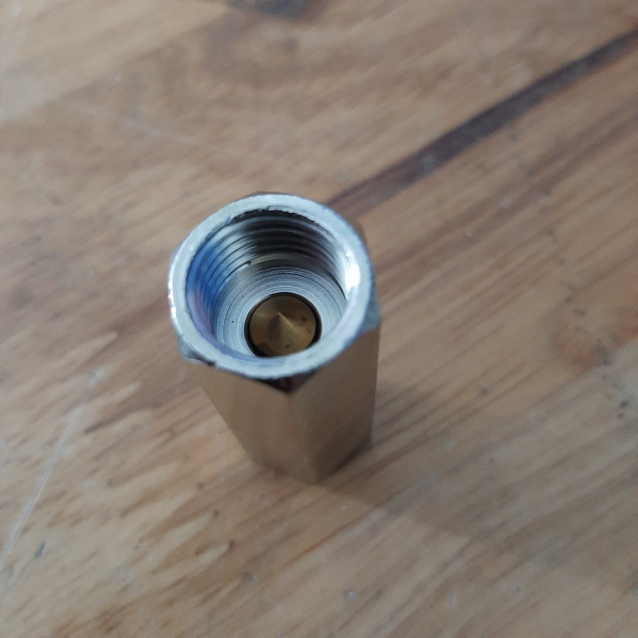 13mm pneumatic one-way valve inside thread for stainless steel foaming tank