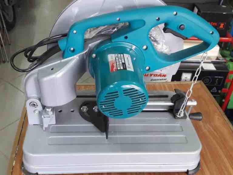 Máy cắt sắt bàn makita 2414NB.