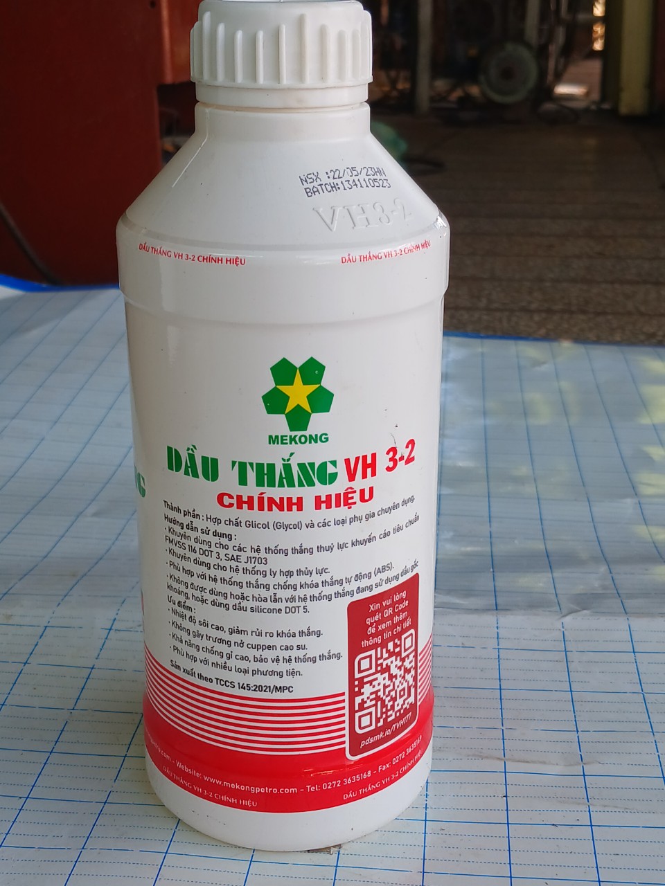 Dầu thắng VH3-2 chính hiệu (chai 830ml)