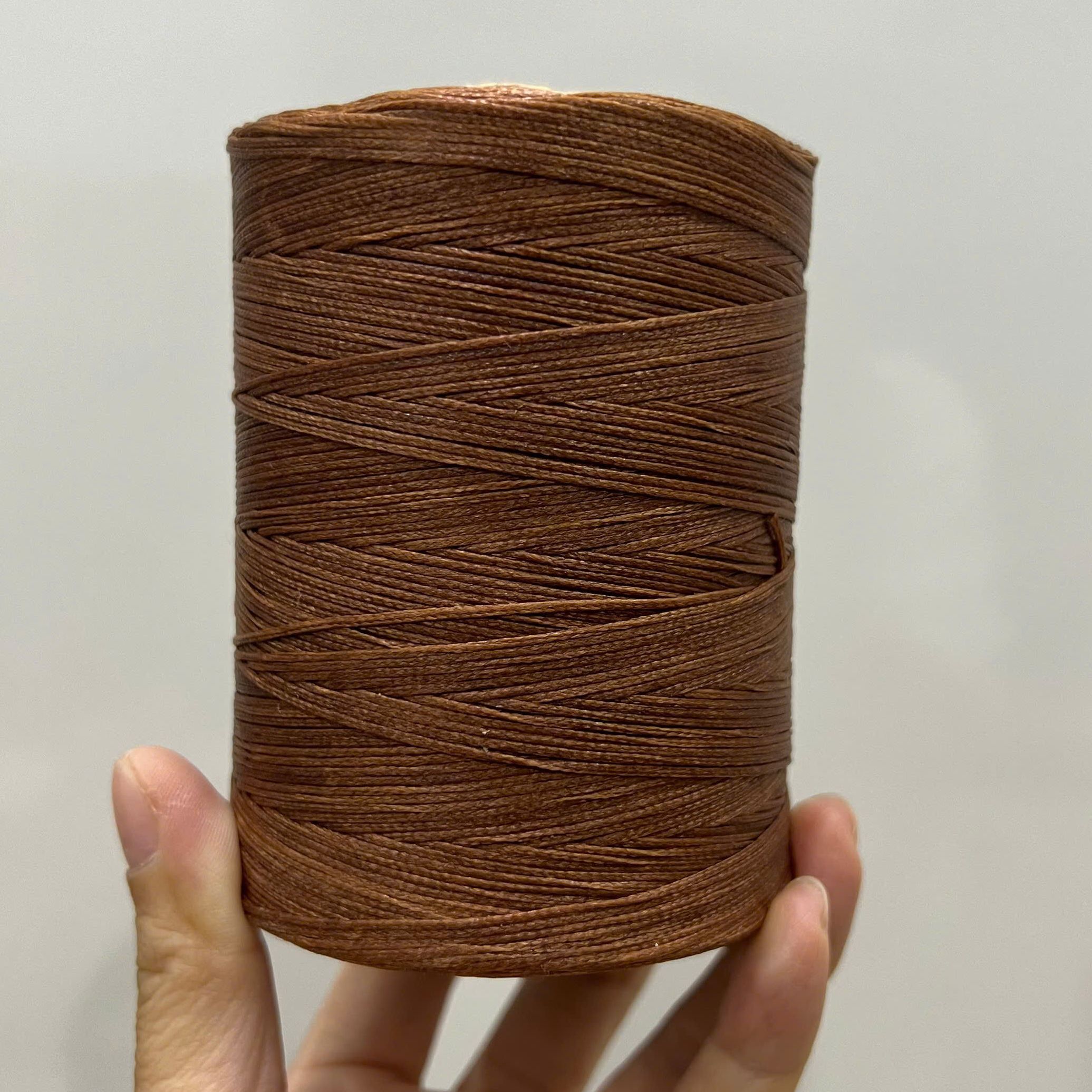 Chỉ sáp nến khâu giày dép, sợi dẹt