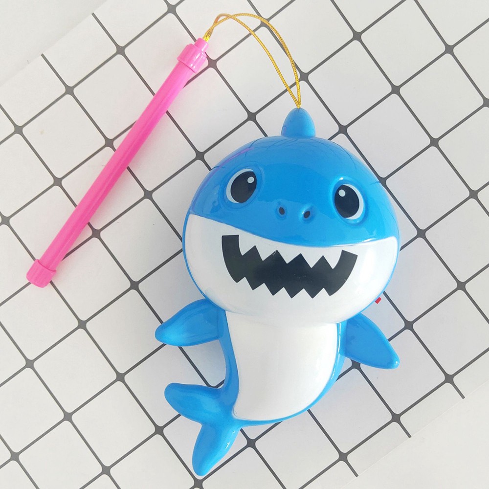 Lồng đèn cá mập baby shark có nhạc và đèn đáng yêu '' KHÔNG KÈM PIN "